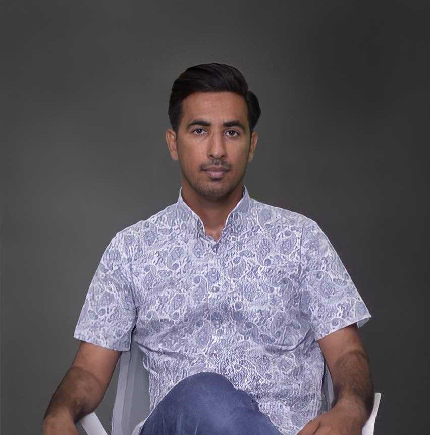 وحید کمالی