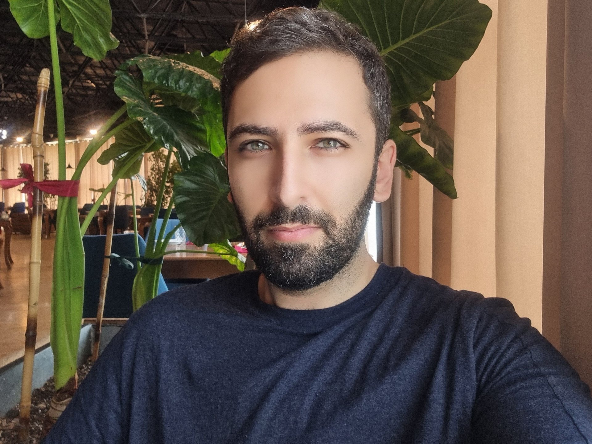 دکتر روزبه رایگان