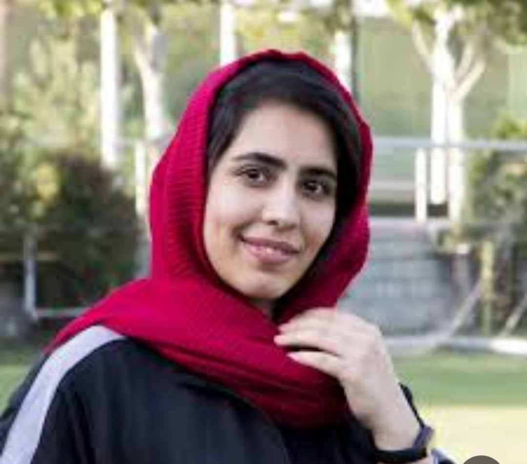 فرزانه یزدی یحیی آبادی