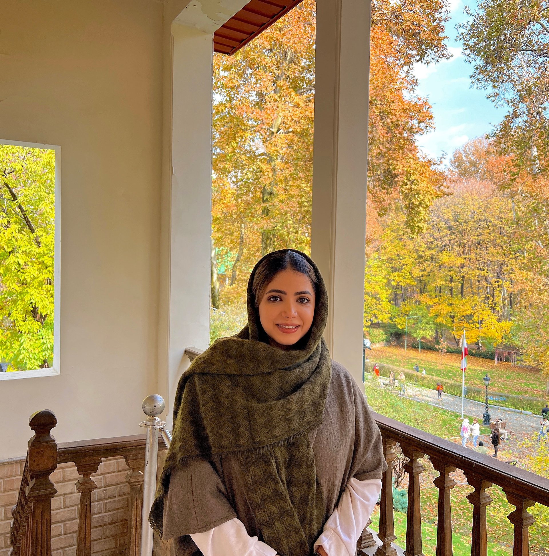 دکتر بهاره قهرودی زاده ابیانه