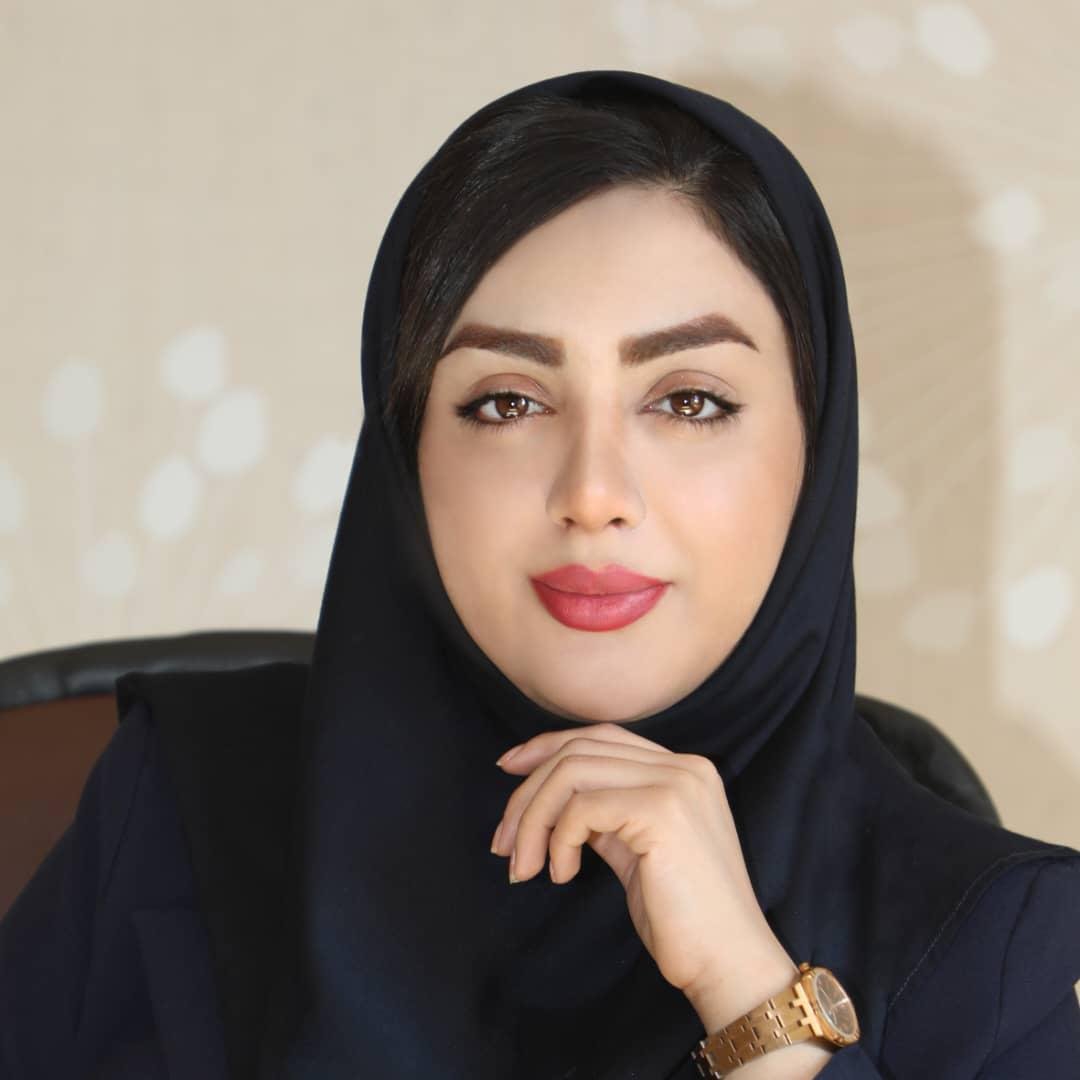 زینب علی ابادی زاده