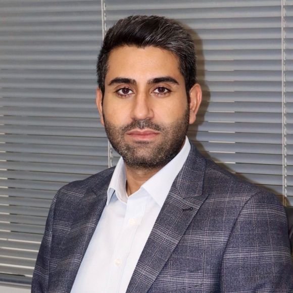 دکتر احسان آفریدی