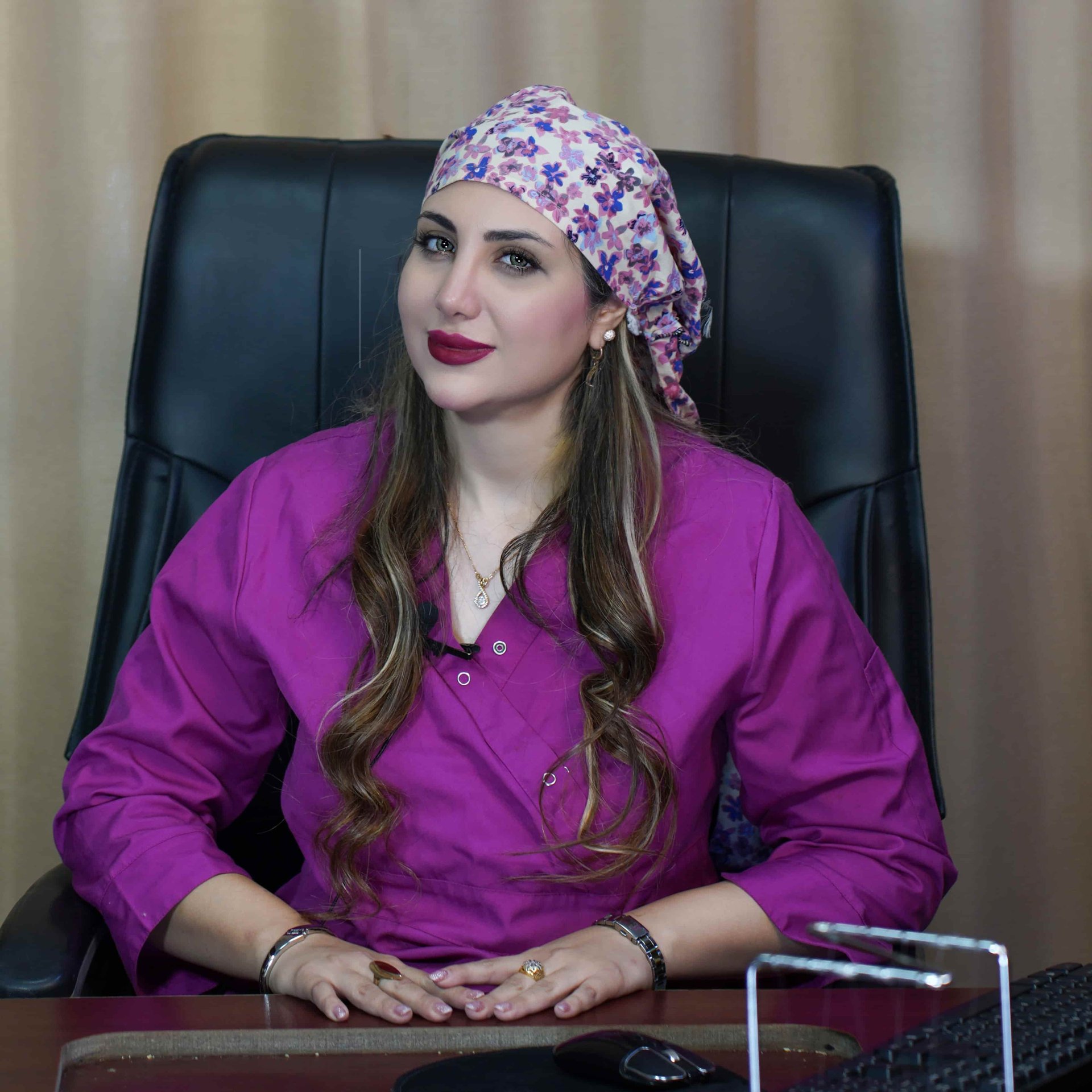 دکتر زهرا وحدانی فر