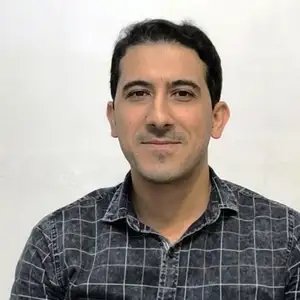 دکتر هادی طاهری