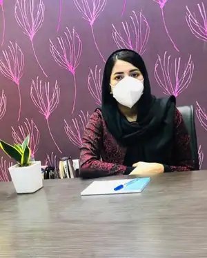 دکتر نازنین عرب زاده