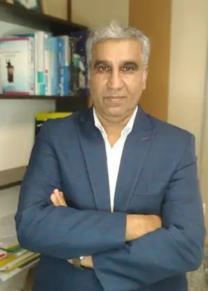 دکتر رضا برومند