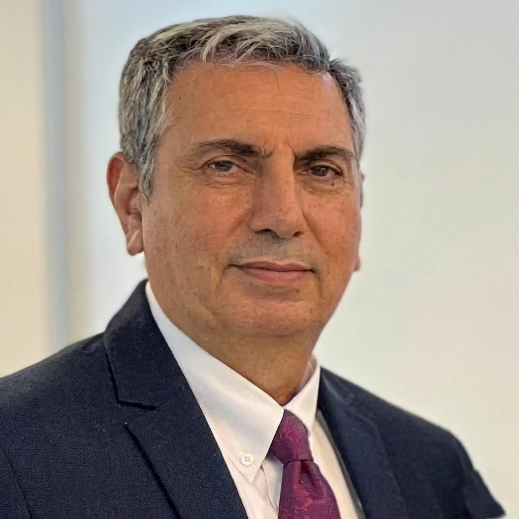 دکتر علیرضا رهبر