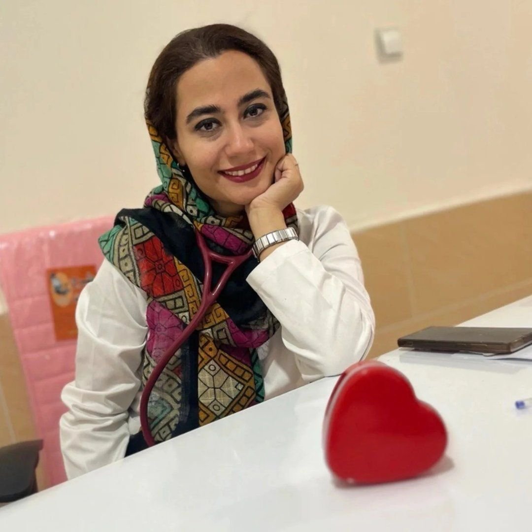 دکتر عسل گرامی فرد