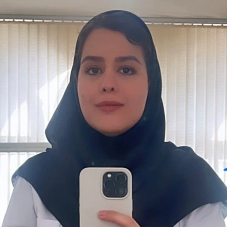 دکتر مینا یزدی زاده