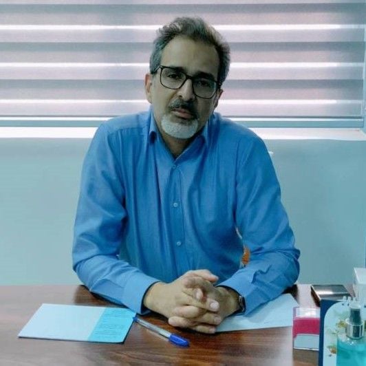دکتر علیرضا آریاپور