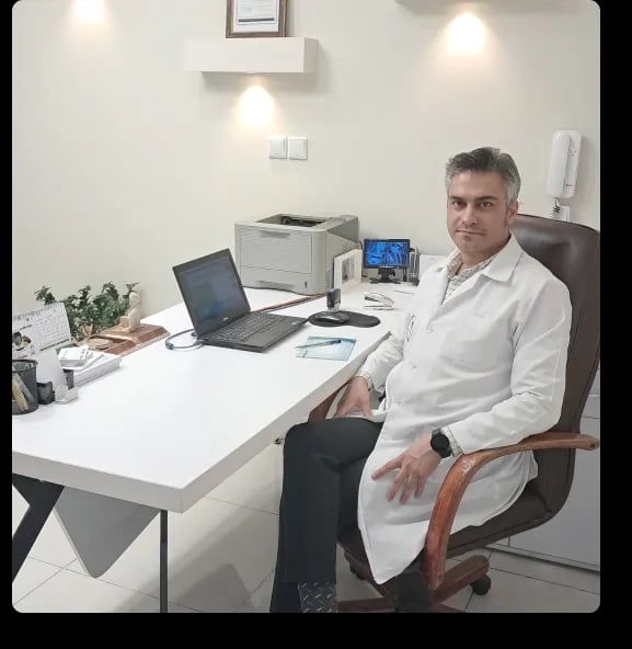 دکتر عباس یوسفی نژاد