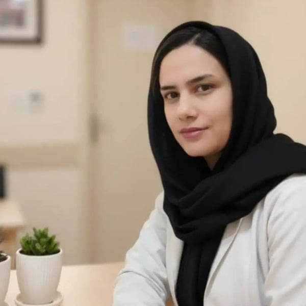 دکتر زینب عرفان نیا